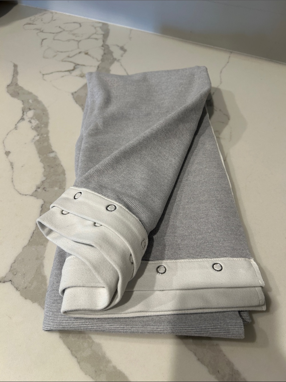 lululemon athletica Light Gray and White Scarf with Snap Details